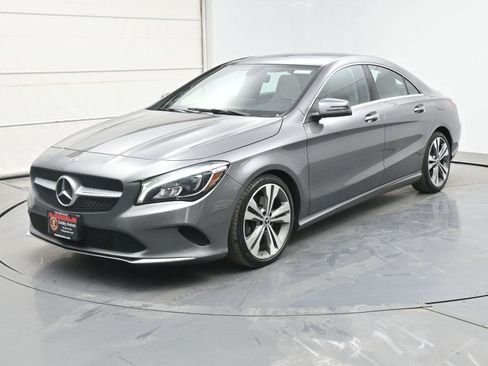 Used 2019 Mercedes-Benz CLA 250 4MATIC image 1