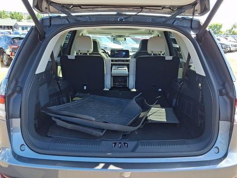 Used 2025 Lincoln Aviator Reserve w/ Luxury Package AWD/4WD image 28
