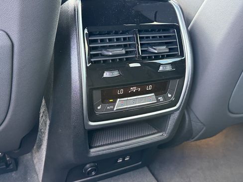 New 2026 BMW X5 xDrive40i w/ M Sport Package AWD/4WD image 19