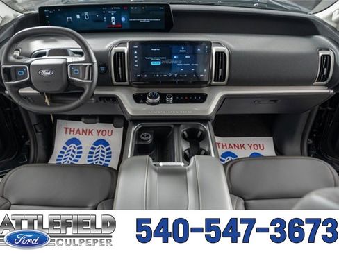 New 2025 Ford Expedition Active image 26