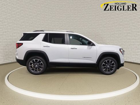 New 2026 GMC Terrain Elevation w/ Elevation Premium Package image 4
