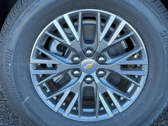 New 2027 Chevrolet Traverse LT AWD/4WD image 8