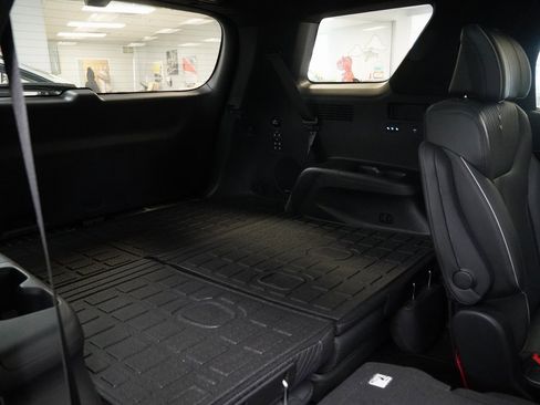 Used 2024 Hyundai Palisade Calligraphy image 33