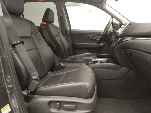 Used 2016 Honda Pilot Elite image 21
