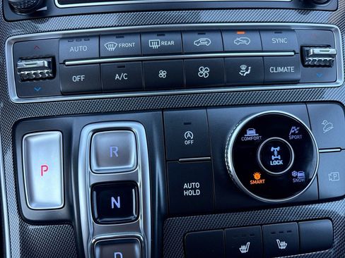 Certified 2023 Hyundai Santa Fe SEL AWD/4WD image 18