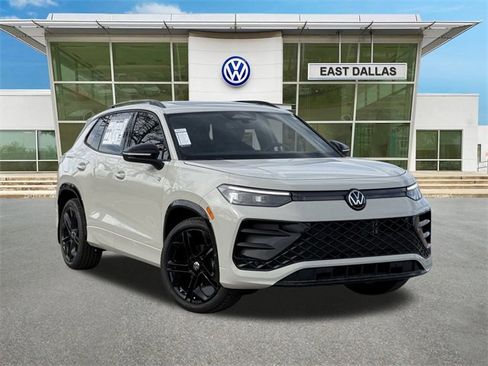 New 2026 Volkswagen Tiguan SE R-Line image 1