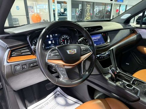 Used 2022 Cadillac XT5 Premium Luxury w/ Technology Package image 29