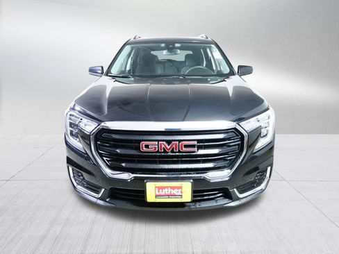 Used 2023 GMC Terrain SLE w/ Driver Convenience Package AWD/4WD image 2