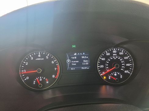 Used 2018 Kia Optima LX FWD image 18