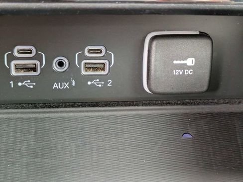 Used 2021 Jeep Grand Cherokee L Overland w/ Luxury Tech Group IV image 27