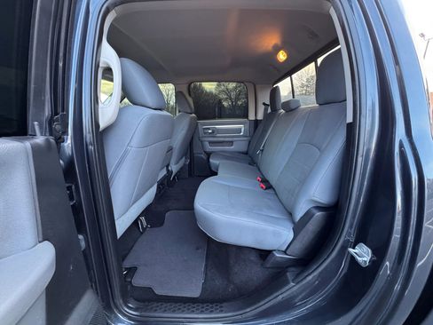 Used 2016 RAM 2500 SLT AWD/4WD image 17