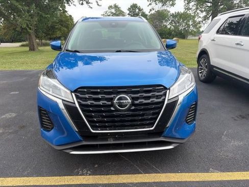 Used 2021 Nissan Kicks SV FWD image 7