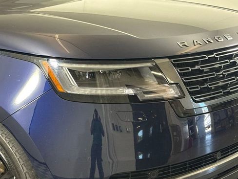 Used 2023 Land Rover Range Rover SE image 13