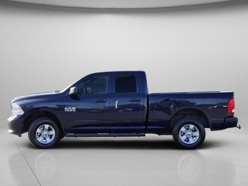 Used 2017 RAM 1500 Express AWD/4WD image 16