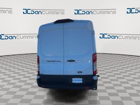 New 2026 Ford Transit 250 148 Medium Roof w/ Load Area Protection Package RWD image 7