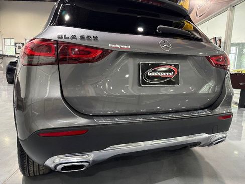 Used 2021 Mercedes-Benz GLA 250 4MATIC image 37