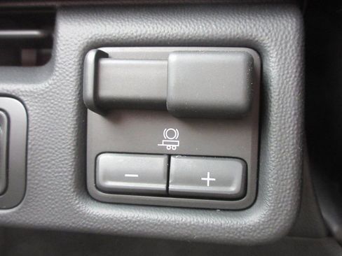 New 2026 GMC Sierra EV Elevation image 18