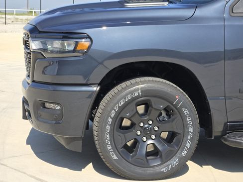 New 2026 RAM 1500 Express AWD/4WD image 6