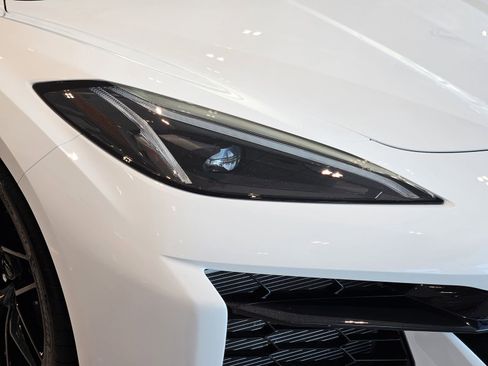 Used 2024 Chevrolet Corvette Z06 w/ Battery Protection Package image 10