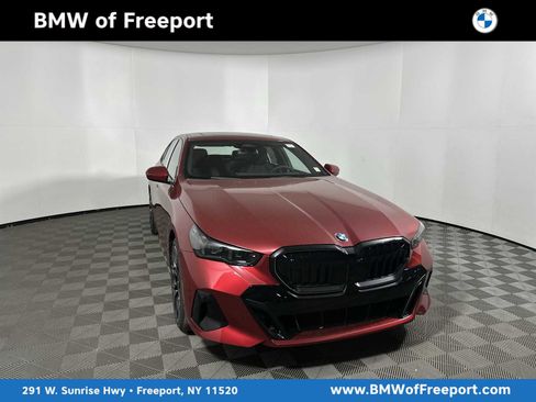 New 2026 BMW 530i xDrive w/ M Sport Package image 1