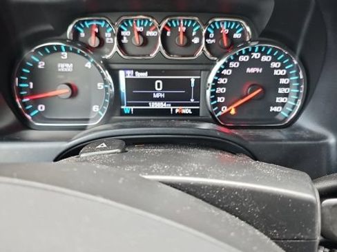 Used 2017 GMC Sierra 1500 SLE w/ SLE Value Package AWD/4WD image 11