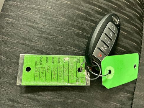 Used 2019 Nissan Rogue SV image 12