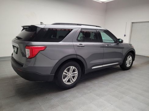 Used 2021 Ford Explorer XLT RWD image 10