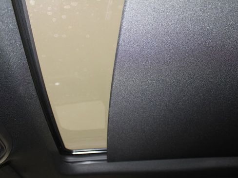 Used 2024 Cadillac XT6 Premium Luxury image 48