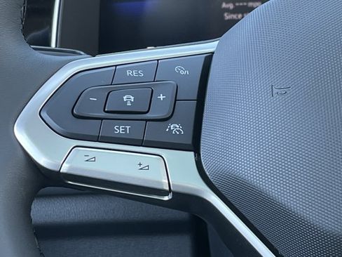 New 2026 Volkswagen Jetta SE FWD image 16