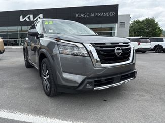 Used 2022 Nissan Pathfinder Platinum w/ Cargo Package AWD/4WD video 1