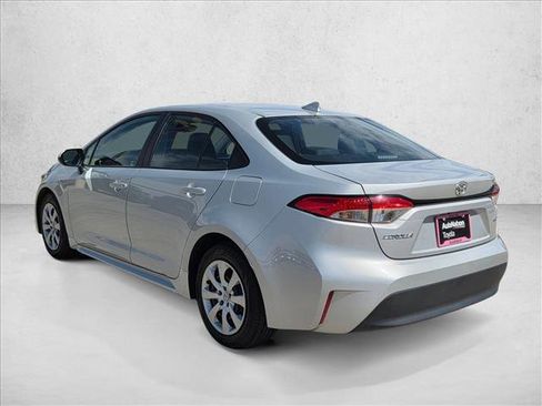 Used 2024 Toyota Corolla LE FWD image 8