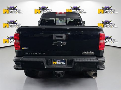 Used 2019 Chevrolet Silverado 2500 High Country image 6