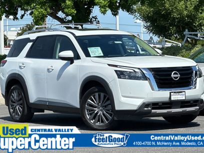 Certified 2025 Nissan Pathfinder SL w/ SL Premium Package