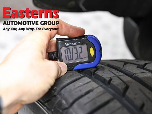Used 2023 Jeep Wrangler Unlimited Sahara w/ Cold Weather Group image 30