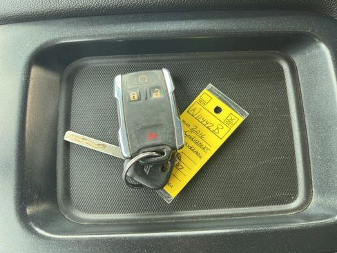 Used 2016 Chevrolet Silverado 1500 LTZ w/ LTZ Plus Package image 19