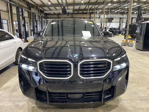 Used 2024 BMW XM image 18