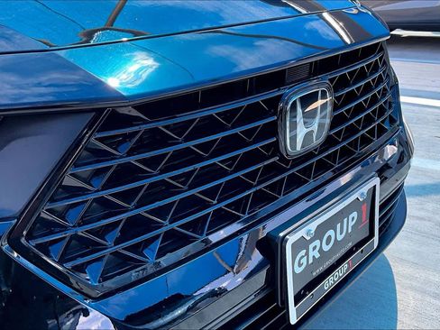 Used 2025 Honda Accord Sport image 30