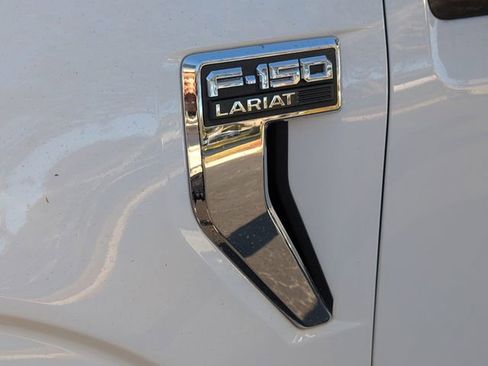 Used 2023 Ford F150 Lariat w/ Trailer Tow Package image 11