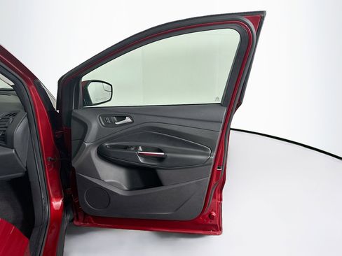 Used 2019 Ford Escape SEL FWD image 31
