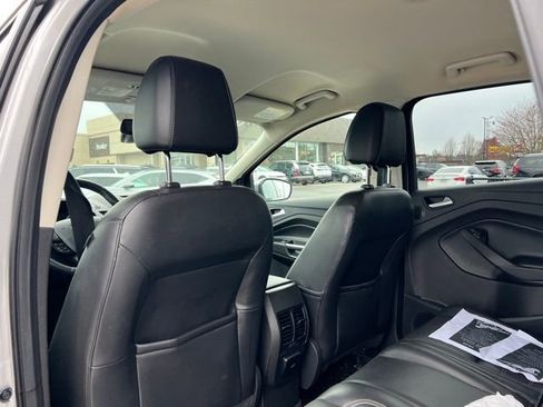 Used 2017 Ford Escape Titanium image 11