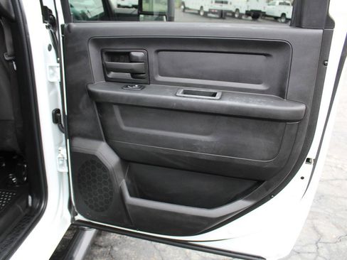 Used 2024 RAM 3500 Tradesman w/ Chrome Appearance Group image 28