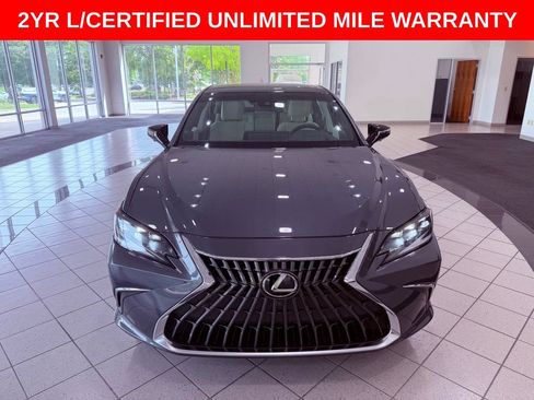 Certified 2022 Lexus ES 350 Ultra Luxury w/ Accessory Package 2 FWD image 2