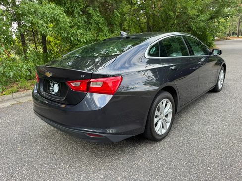 Used 2023 Chevrolet Malibu LT FWD image 4