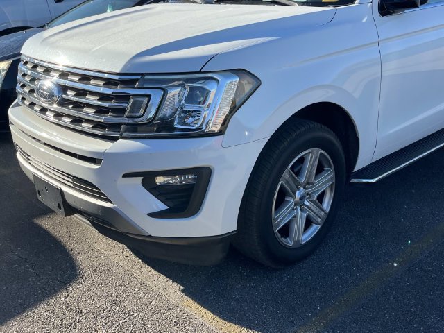 Used 2020 Ford Expedition XLT w/ Equipment Group 202A RWD image 8