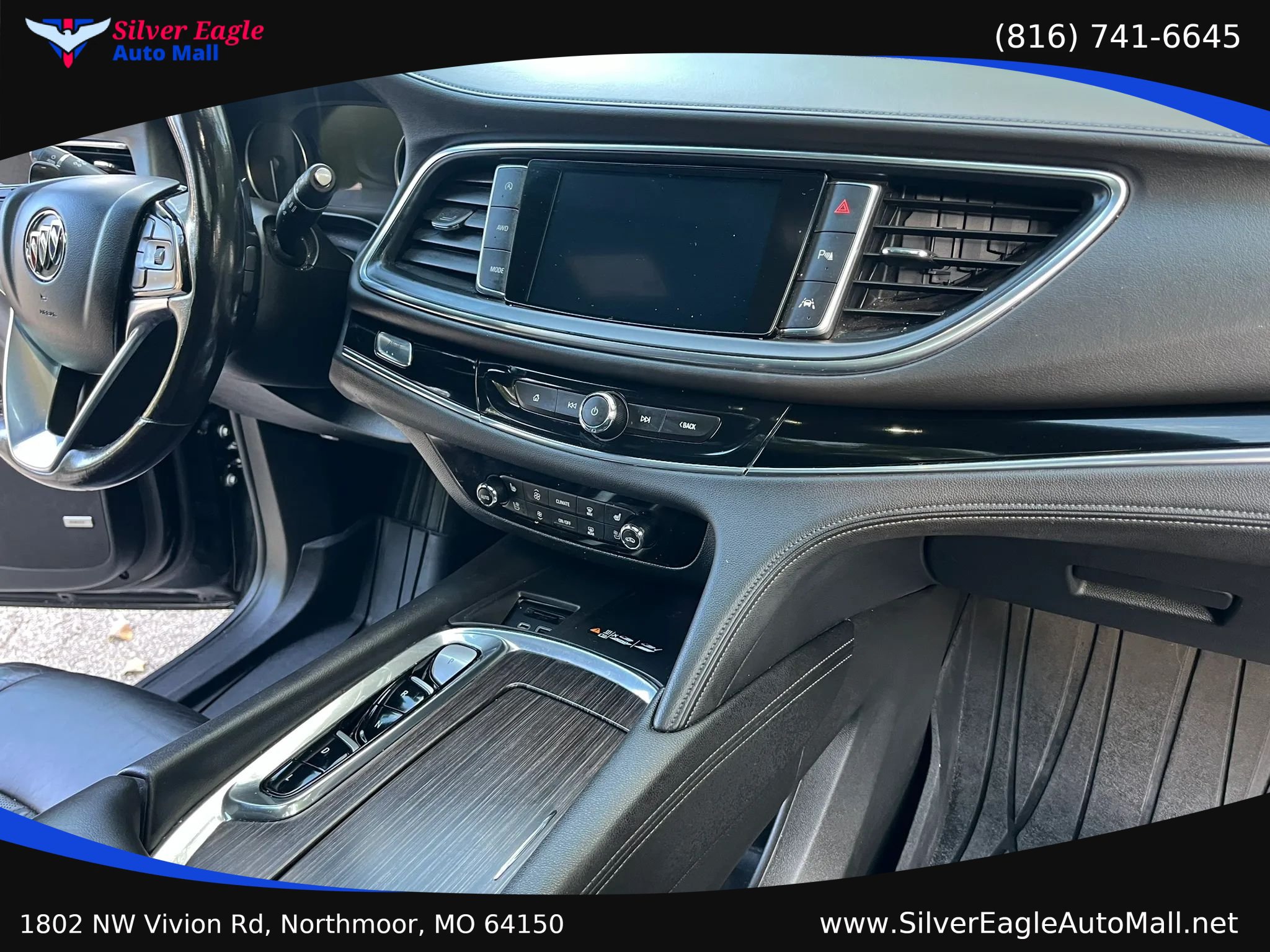 Used 2023 Buick Enclave Avenir w/ Avenir Technology Package AWD/4WD image 13