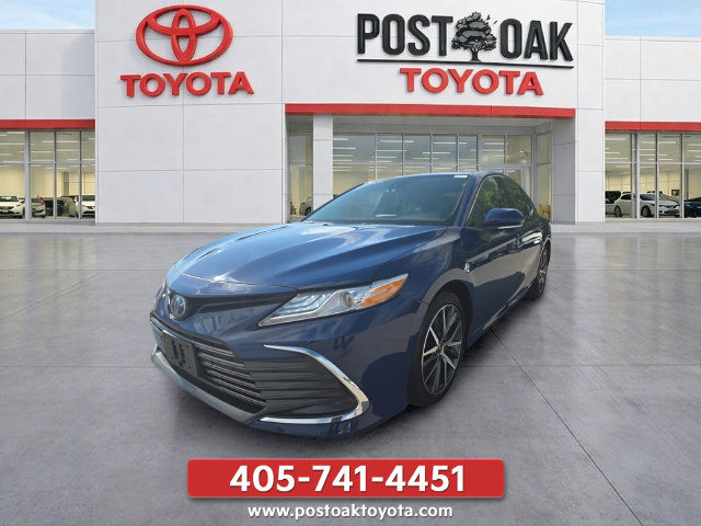 Used 2024 Toyota Camry XLE FWD image 1