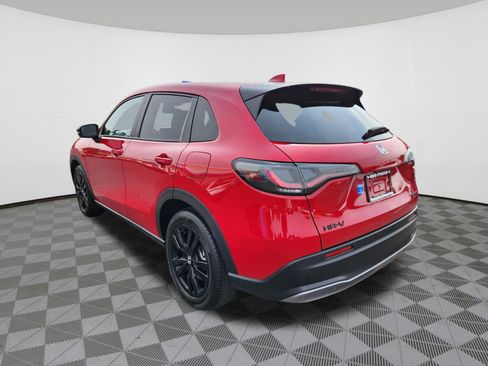 Certified 2026 Honda HR-V Sport image 3