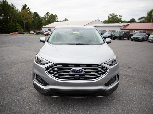 Used 2024 Ford Edge Titanium image 8