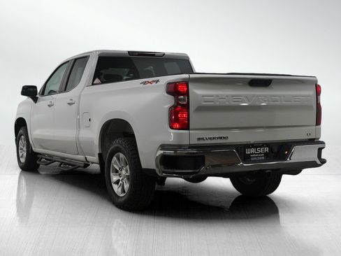 Used 2022 Chevrolet Silverado 1500 LT image 3