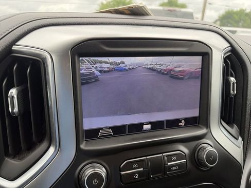 Used 2020 Chevrolet Silverado 1500 RST AWD/4WD image 23